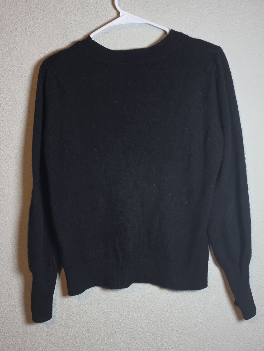Veronica Beard 2021 Black Nelia Plain Cashmere Pullover Size Small **Flaw - Picture 2 of 10